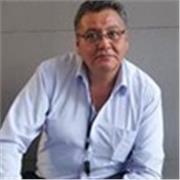 Maestro en mercadotecnia con más de 30 años de experiencia