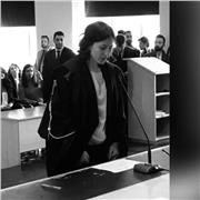 Laureata in Giurisprudenza con il massimo dei voti, abilitata all'esercizio della professione forense offro lezioni di diritto