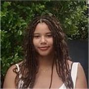 Estudiante de último año de matemáticas, con experiencia en refuerzo escolar infantil, ofrece clases en línea y presenciales. 