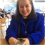 Profesora de inglés con conocimientos en pronunciación, gramática, lingüística. Con una amplia experiencia en la enseñanza