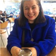 Profesora de inglés con conocimientos en pronunciación, gramática, lingüística. Con una amplia experiencia en la enseñanza