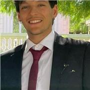 Ciao! Mi chiamo Pierluigi, ho 23 anni e sono laureato in Scienze della Comunicazione e sto per completare anche la magistrale.