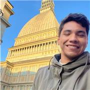 Laureato in metodologia inglese offre lezioni di livello base da zero