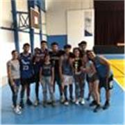 Buscamos profesores de baloncesto