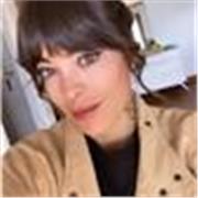 Profesora de español,no tengo experiencia pero me encantaría dedicarme a ello,poder conocer a gente y ayudarla al mismo tiempo