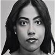 “Profesora de español nativo con pasión por la enseñanza, ofrece clases particulares para principiantes”