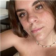 Studentessa di 17 anni fornisce ripetizioni di ogni materia per le elementari, in particolare lingue inglese, francese e spagnolo