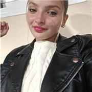 No doy clases, pero ayudo a mi prima pequeña en todas las tareas de clase que necesita