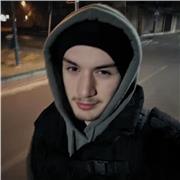 Insegnante di HTML e CSS con due anni di esperienza offre lezioni online.