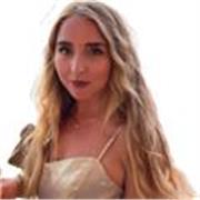 Professeure de français trilingue – cours personnalisés et interactifs