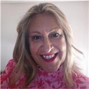 Soy una personapsta y orientada a resultados. Estoy acostumbrada a tratar con todo tipo de personas, desde niños a adultos. Quiero ayudar a aquéllas personas que necesiten apoyo para conseguir que logren sus objetivos!