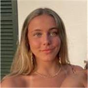 Profesora de inglés con un nivel completamente bilingüe tras haber vivido 4 años tanto en Londres como en Miami. Clases particulares y online en Madrid tanto para niños como adultos.
