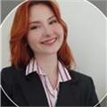 Sabırlı, iletişimi güçlü, sorumluluk sahibi, ve gelişime açık bir öğretmenim. Çoğunlukla ortaokul öğrencilerine eğitim verdim.