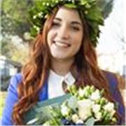 Neolaureata in biologia marina offre lezioni di biologia, scienze, chimica e matematica