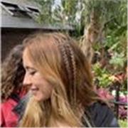 Sono una studentessa di 24 anni di Roma impartisco lezioni di inglese per tutti i livelli, possiedo certificazione C1
