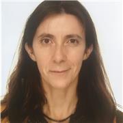 Soy británica y doy clases de clases a todos los niveles y también de arte y diseño