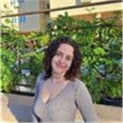 Educadora amante del inglés, especializada en trabajar con menores de todas las edades. 
