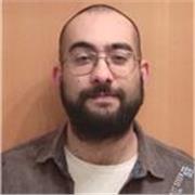 Profesional independiente con avanzados conocimientos teóricos y prácticos en materia de comunicación y locución.