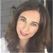 Italian mother tongue tutor teaching students of all ages