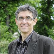 Journaliste senior pouvant enseigner le français, oral ou écrit