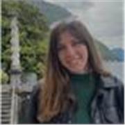Profesora titulada enn economía, con grandes conocimientos en matemáticas y con experiencia de 2 años dando clases particulares
