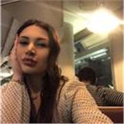Native Italian tutor with previous experience teaching Italian to foreigners