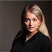 multilingual English teacher with over 13 years of experience teaching children, teenagers and adults in the UK, Italy 