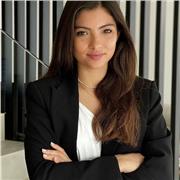 Profesora de Derecho Civil para universitarios