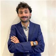 Laureato in giurisprudenza disponibile per lezioni a studenti scuole superiori e primi anni di università