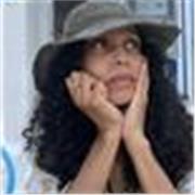 Insegnante della lingua inglese, with a sunny personality.😊