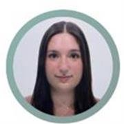 Me defino como una chica trabajadora, empática y responsable. Me gustaría aportar mi granito de arena en cuidar y enseñar a niños.