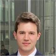 Studente dell'università Bocconi impartisce ripetizioni