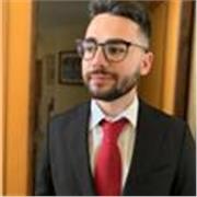 Laureato in Economia, attualmente studente magistrale di Management, cerca ragazzi di elementari/medie per aiuto compiti