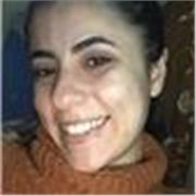 Laureata in scienze e tecniche psicologiche impartisce lezioni di materie umanistiche quali storia, letteratura , filosofia, antropologia, sociologia e psicologia