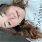 Sono motivata ad aiutare bambini e ragazzi nei compiti dopo scuola, creando un ambiente sereno che favorisca la crescita personale