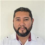 Docente con experiencia en areas de educación y sociales, niveles basicos y superior