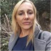 Laureata in Lingue impartisce lezioni di italiano per stranieri, parlo inglese e russo madrelingua.