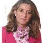 Profesora imparte clases de contabilidad financiera y matematicas