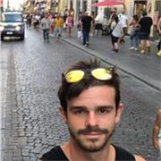 Docente di filosofia e storia impartisce lezioni e fornisce aiuto nella preparazione di esami e/o tesine umanistiche, anche online