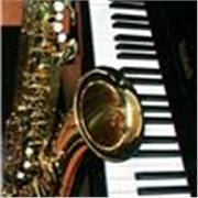 Imparto clases de saxofón a nivel iniciación y avanzados