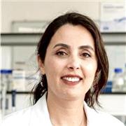 I explain biology clearly, simplifying complex topics. My lessons support curious students, helping them understand concepts .