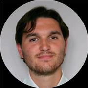 Me considero una persona sociable y agradable. Con iniciativa, compromiso y pasión por aprender y enseñar