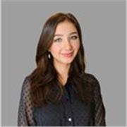 Hallo! Ich bin Julia und unterstütze Schüler*innen sowie Studierende individuell in Deutsch, Englisch, Spanisch und Marketing.