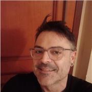 Impartisco lezioni di basso elettrico. Le lezioni comprendono varie tecniche utilizzabili sullo strumento e lo studio dell'armonia musicale