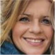 Profesora de inglés (TEFL Irlanda) y artesana en moda e interiores. Cuento con más de dos décadas de experiencia en el diseño.