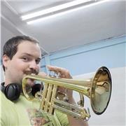 Titulado Profesional de Trompeta por conservatorio de Valladolid. Titulado superior en Composición por Conservatorio de Oviedo