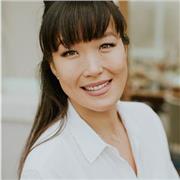 Expert English Teacher: C1 Level in TOEIC & Lilate, Test Success!