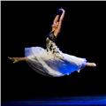 Clases de danza española y danza clásica presenciales y online