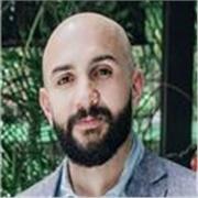 Dottore in Filosofia con esperienza internazionale: lezioni chiare, rigorose e su misura