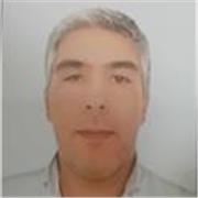 Professeur de langues avec plus de 15 ans d’expérience internationale